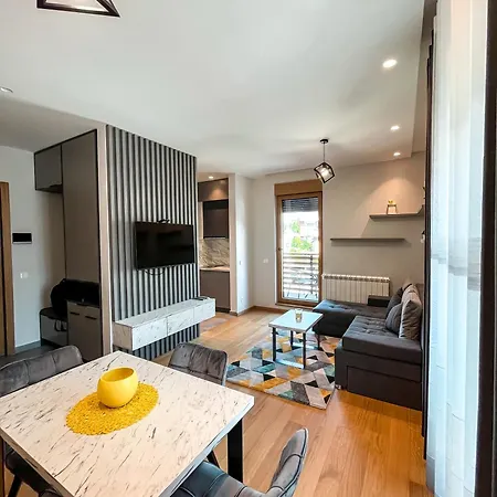 Dulovic Apartment *